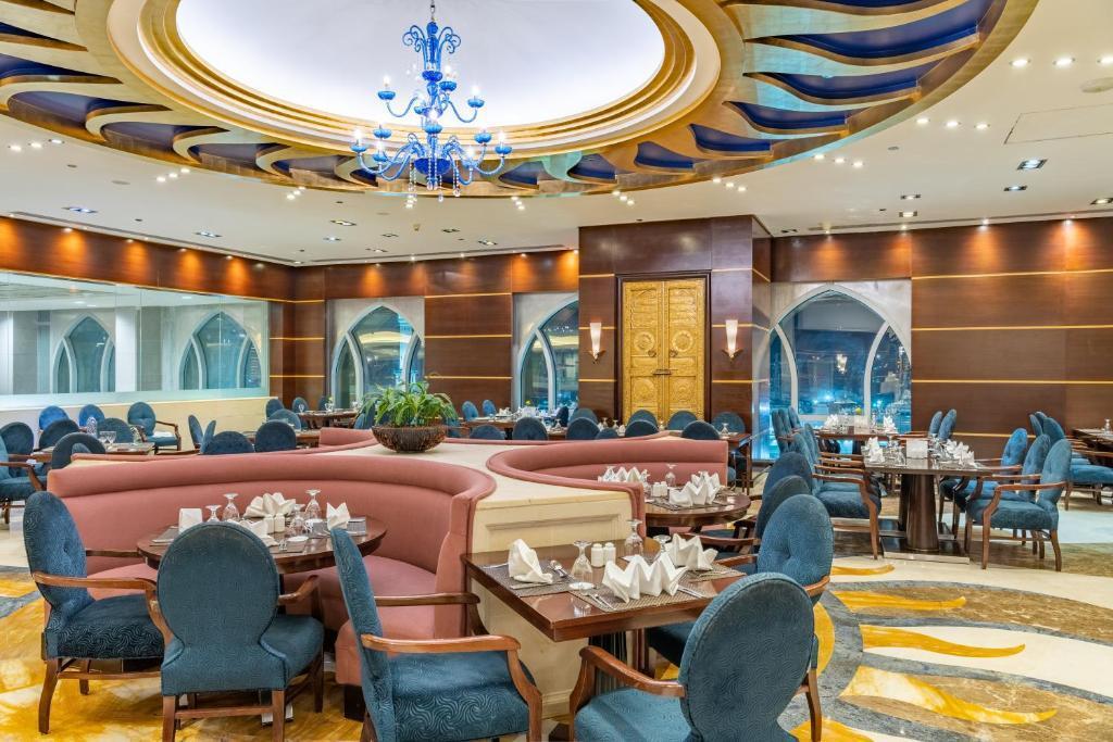 Отель Al Marwa Rayhaan by Rotana 5*