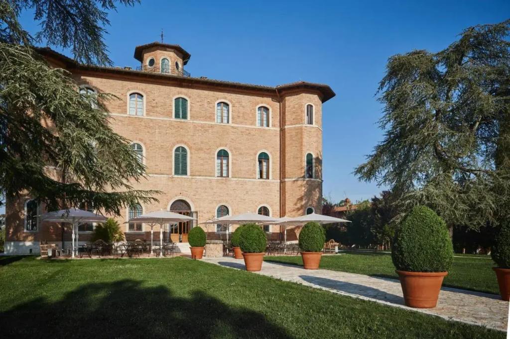 Precise Tale Poggio Alla Sala 5*