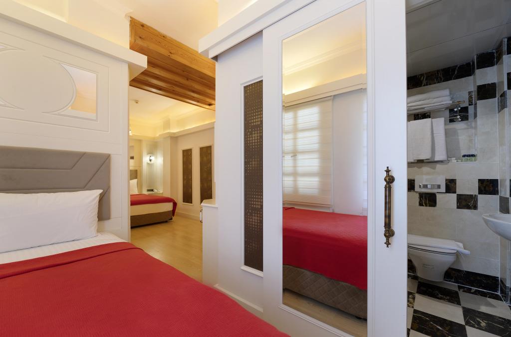 Castle Old Town 3*