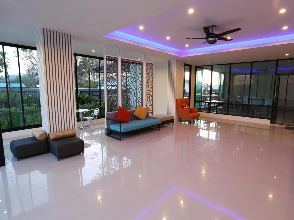 S4 Nai Yang Beach Phuket (SHA Plus+) 4*