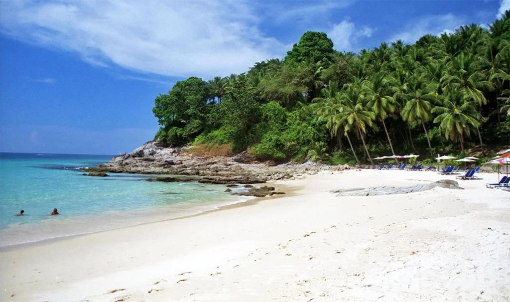 S4 Nai Yang Beach Phuket (SHA Plus+) 4*