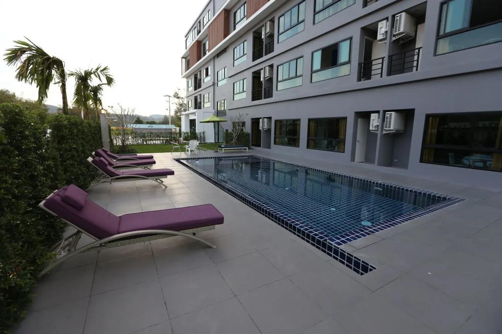 S4 Nai Yang Beach Phuket (SHA Plus+) 4*