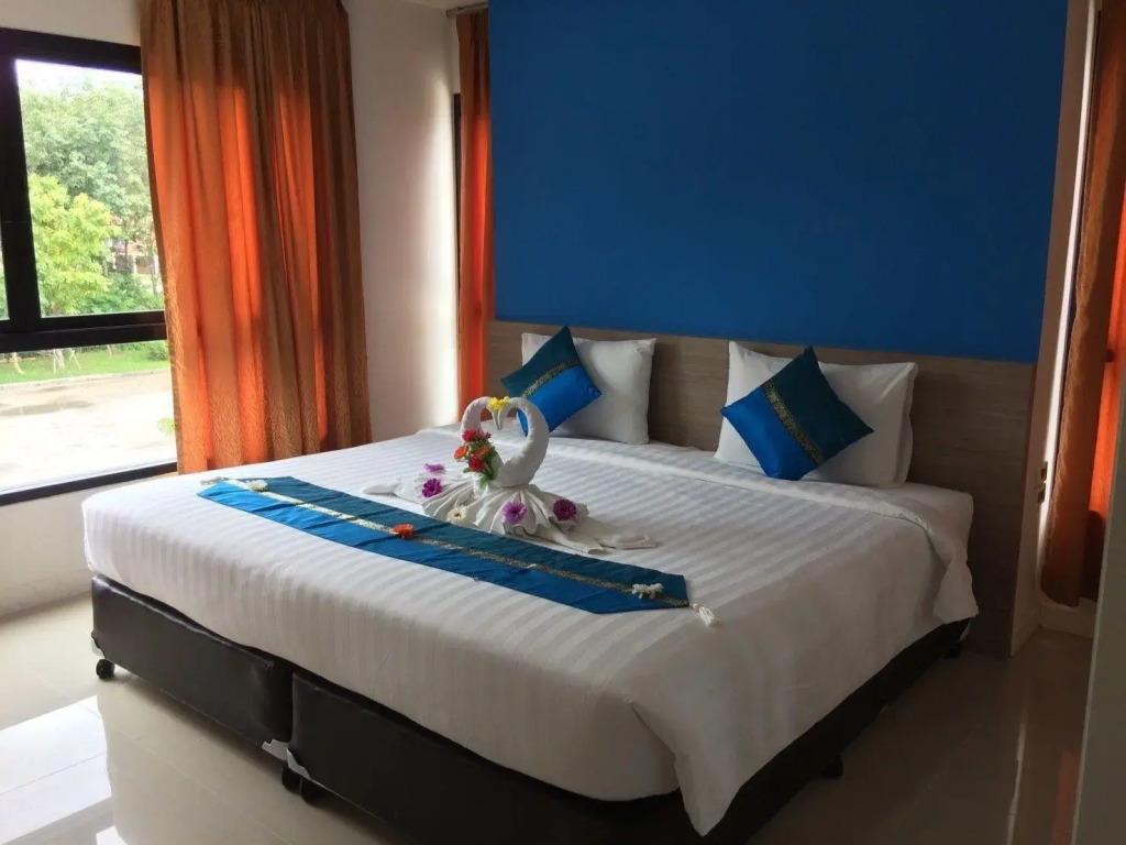 S4 Nai Yang Beach Phuket (SHA Plus+) 4*