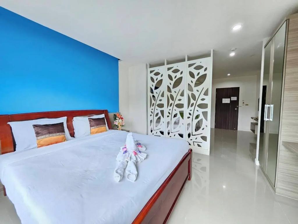S4 Nai Yang Beach Phuket (SHA Plus+) 4*