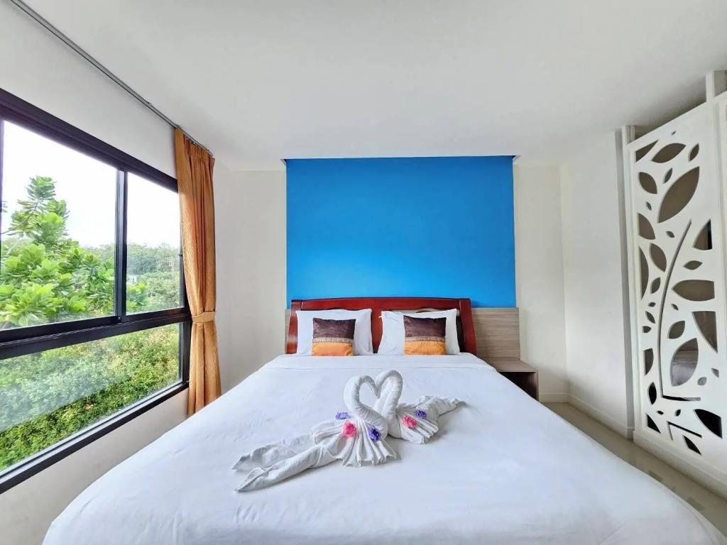 S4 Nai Yang Beach Phuket (SHA Plus+) 4*