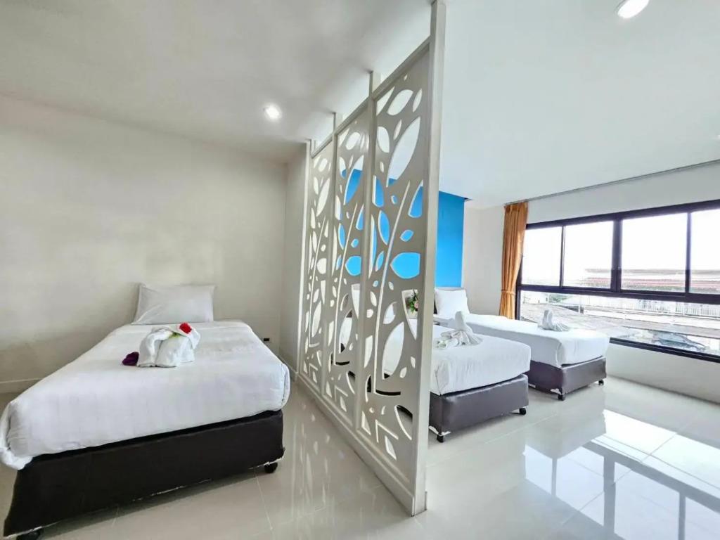 S4 Nai Yang Beach Phuket (SHA Plus+) 4*