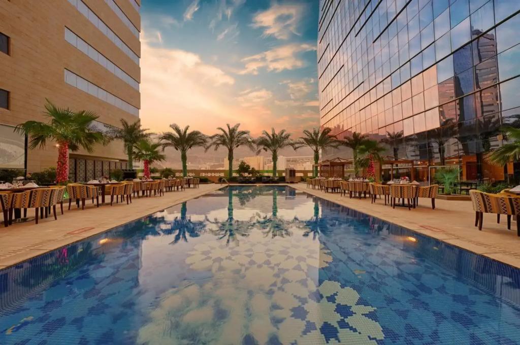 Makkah Al Aziziah 5*