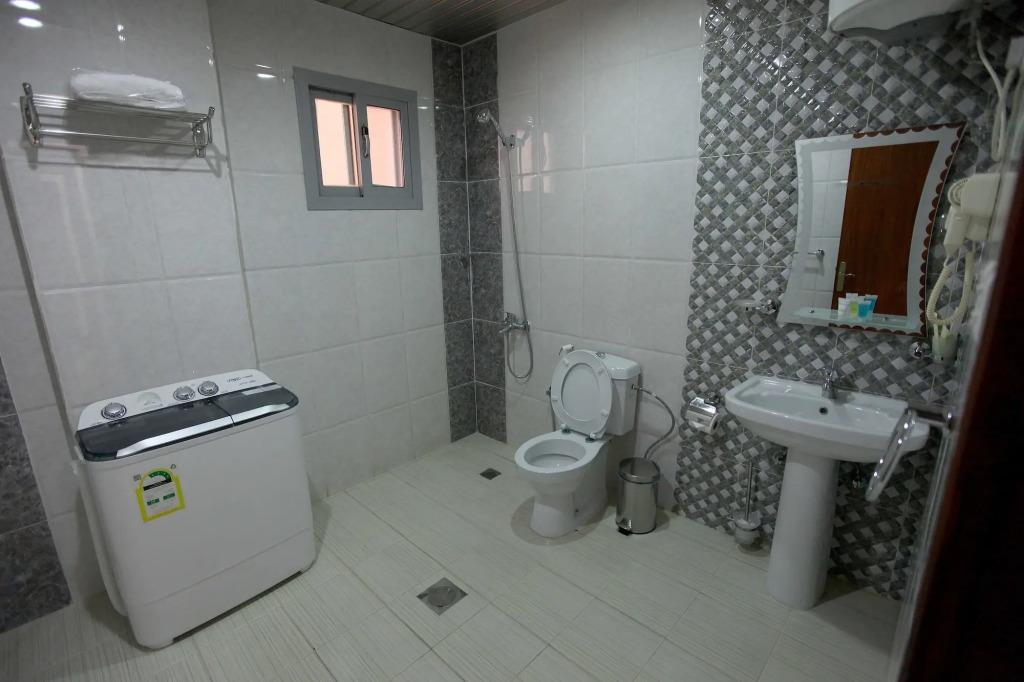 Address Tower Hotel 0*
