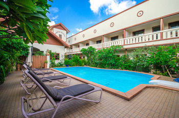 Namphung Phuket 0*