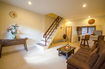 Namphung Phuket 0*