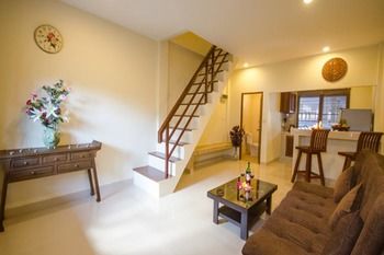 Namphung Phuket 0*