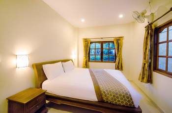 Namphung Phuket 0*