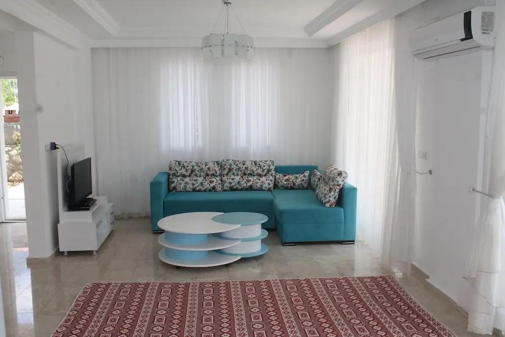 Villa Nuri 0*