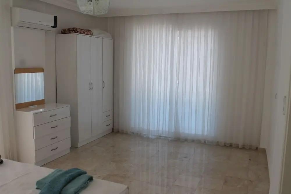 Villa Nuri 0*