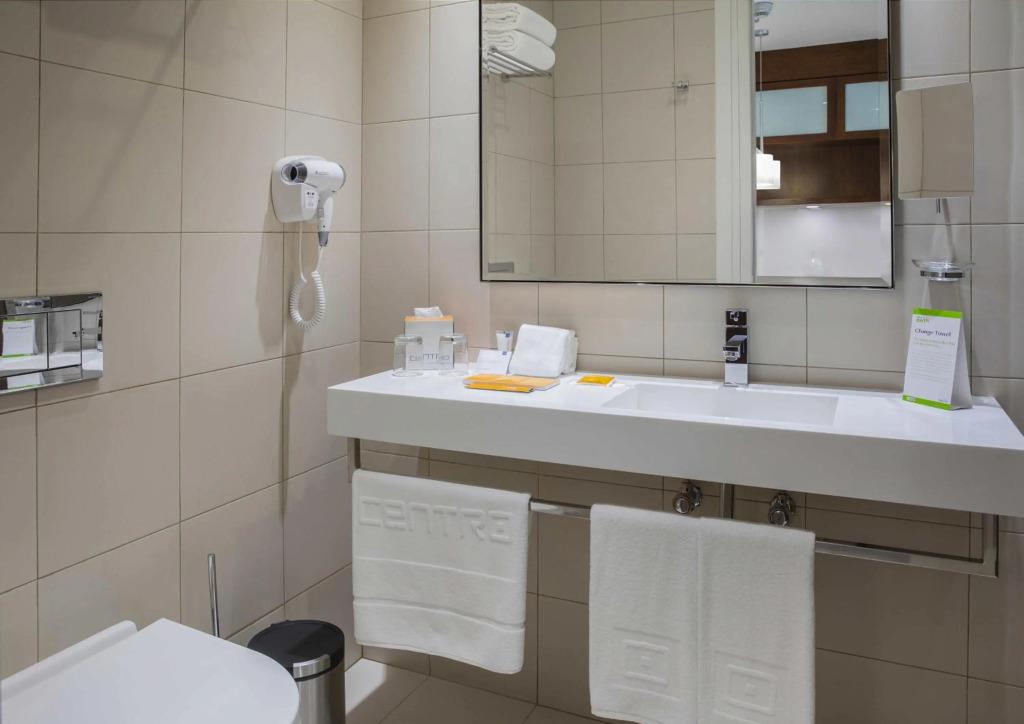 Centro Olaya 4*