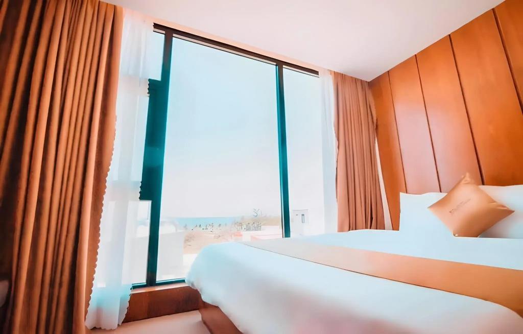 Mira Hotel 3*