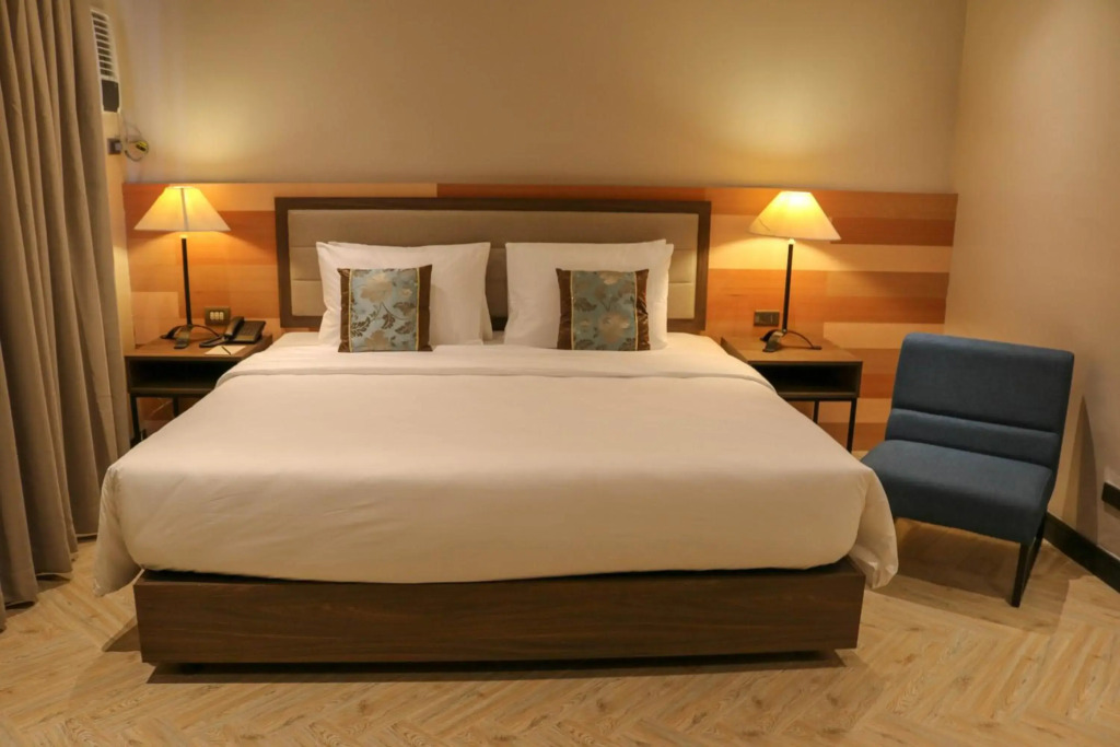 Acacia Hotel Bacolod 3*