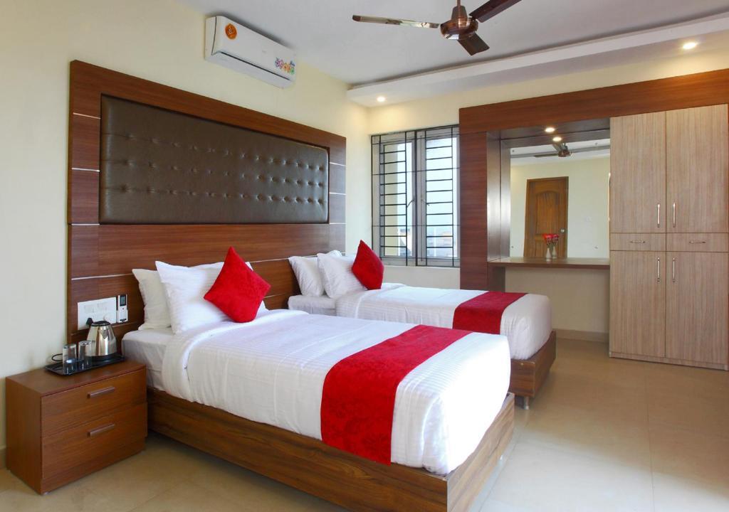 Laimar Suites 4*