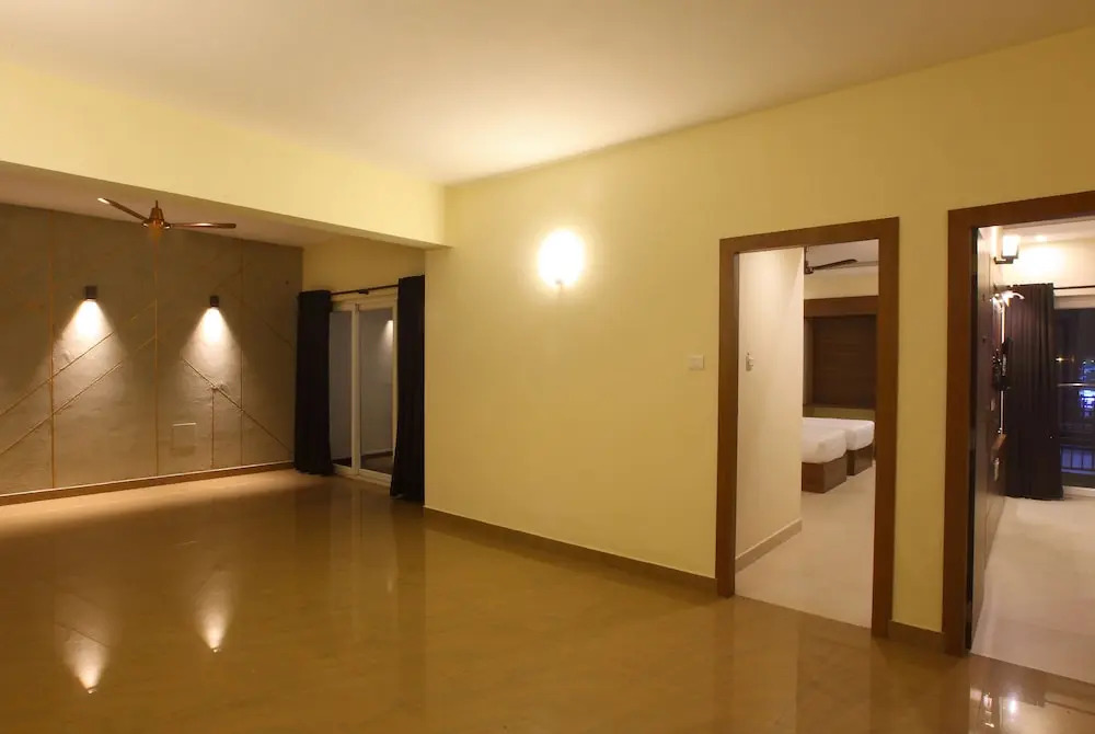 Laimar Suites 4*