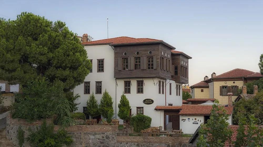 Altin Konak 3*
