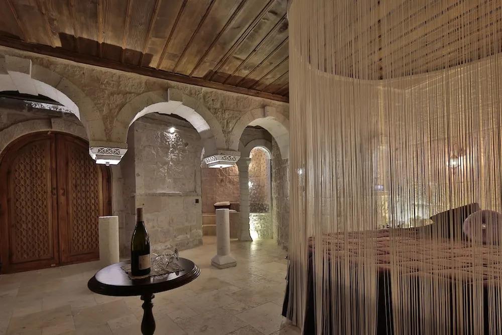 Romance Cave Suites 0*