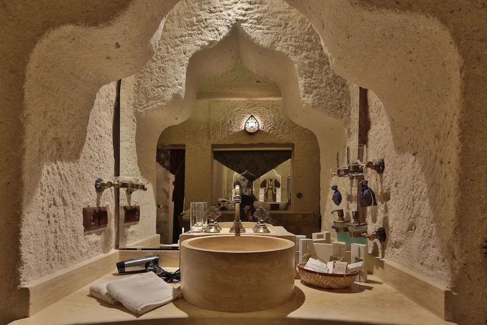Romance Cave Suites 0*