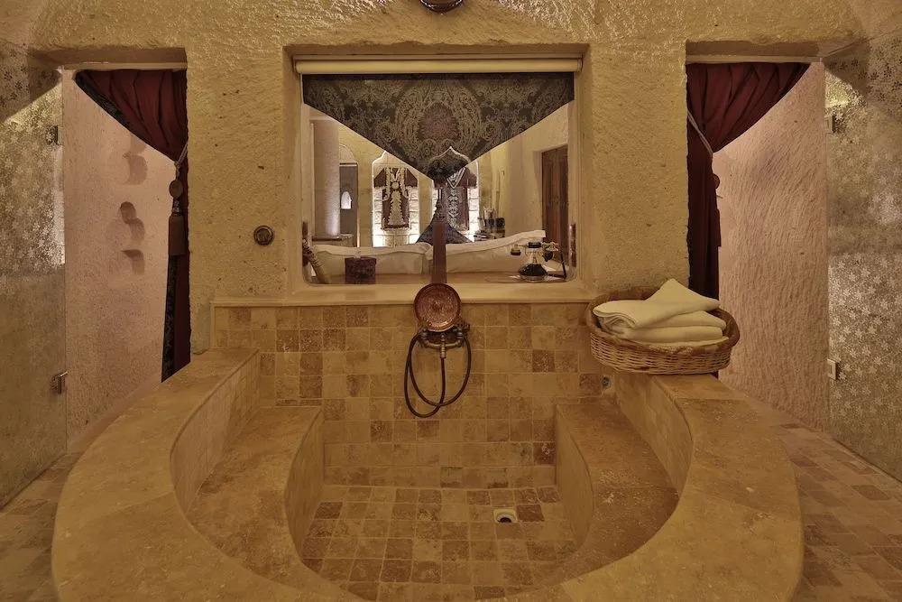 Romance Cave Suites 0*
