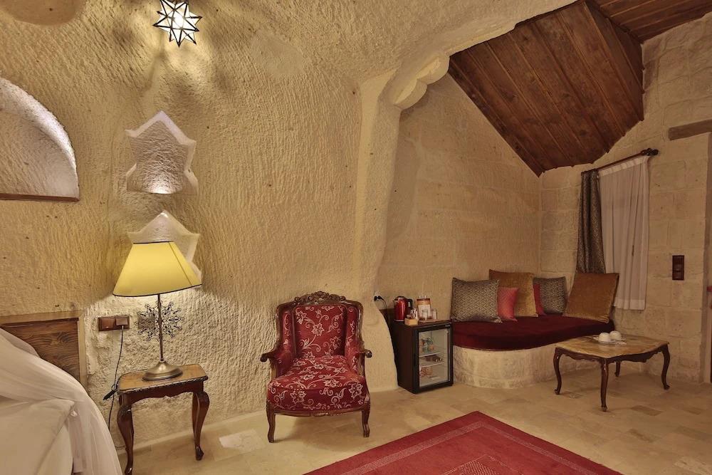Romance Cave Suites 0*