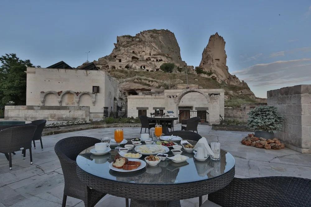 Romance Cave Suites 0*