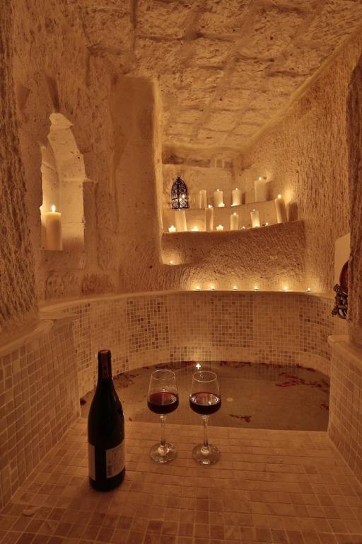 Romance Cave Suites 0*