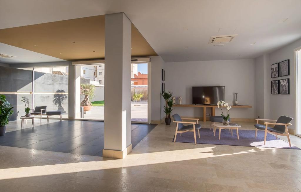 Netum Hotel 4*