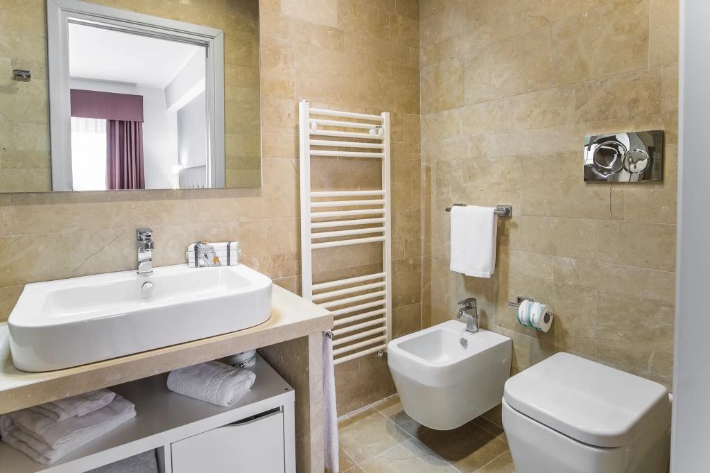 Netum Hotel 4*
