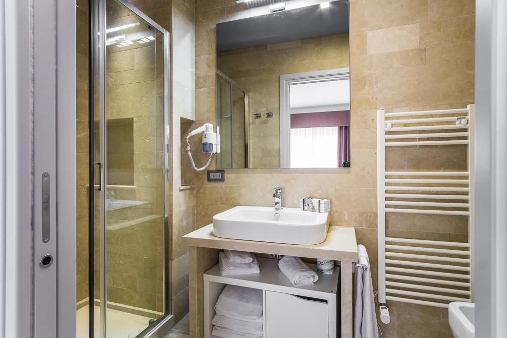 Netum Hotel 4*