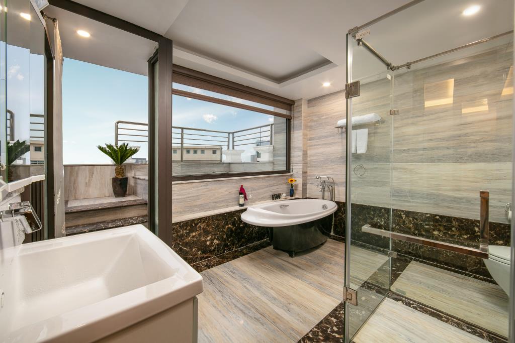 Hanoi Dalvostro Valentino Hotel & Spa 4*