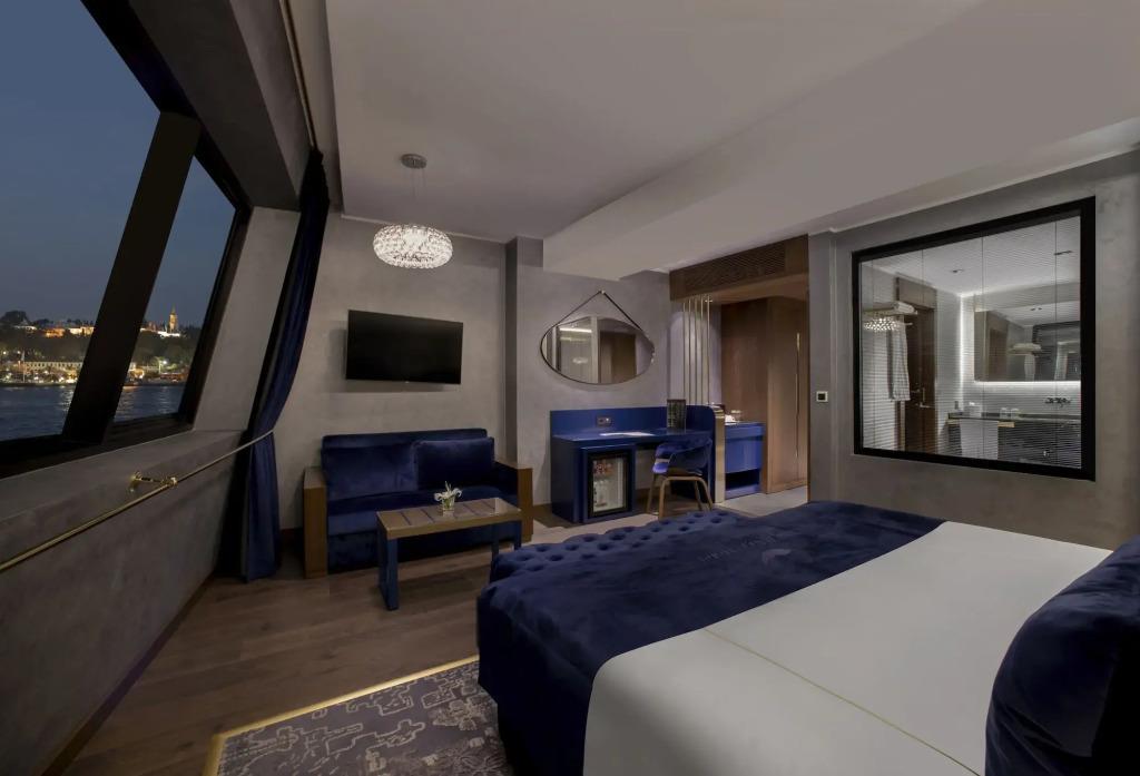 The Wings Hotels Karakoy 0*