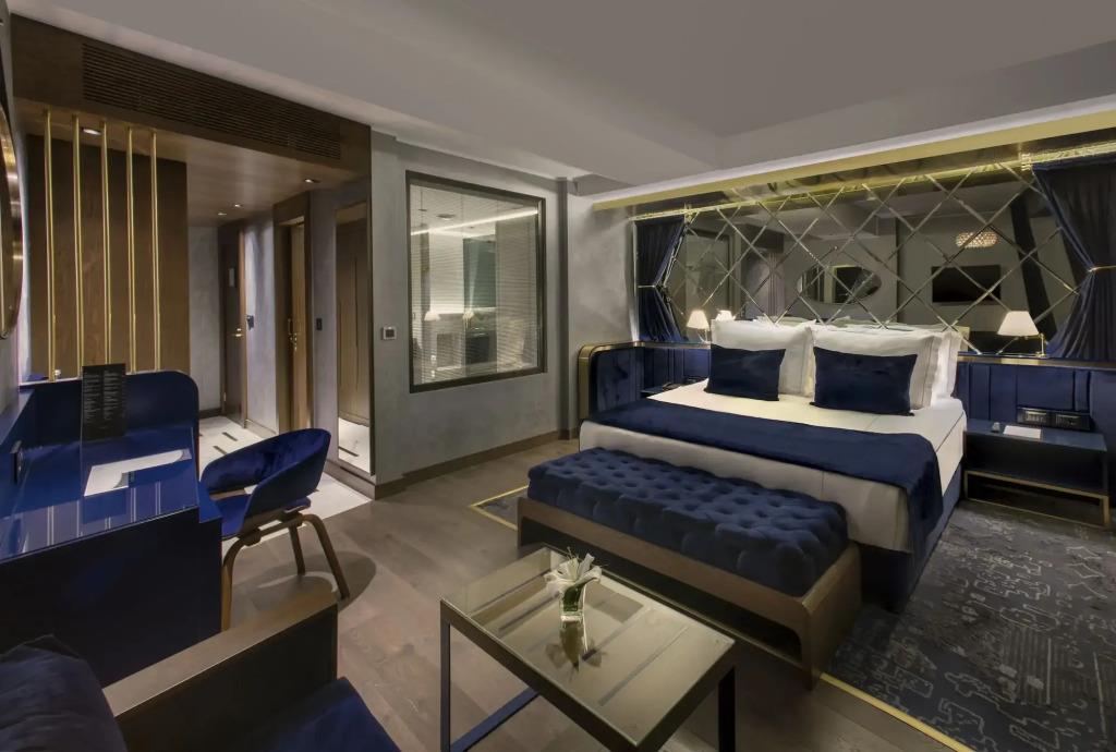 The Wings Hotels Karakoy 0*