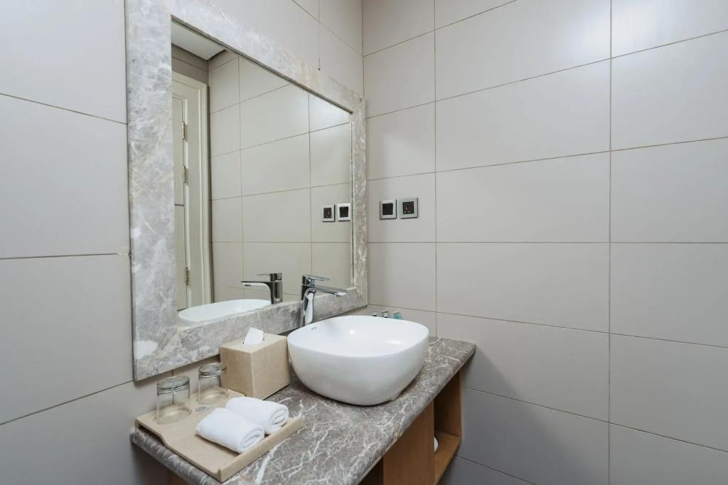 Julnar Hotel (Gulanar Hotel) 3*