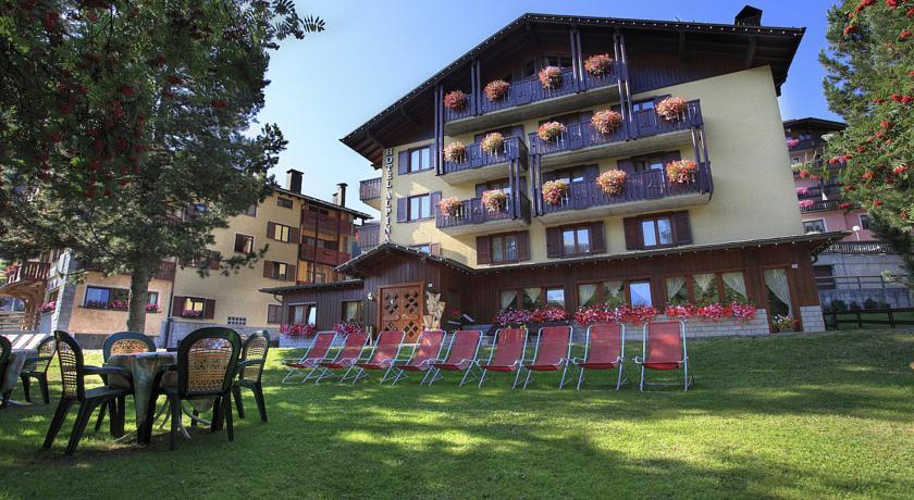 Hotel Alpina 3*