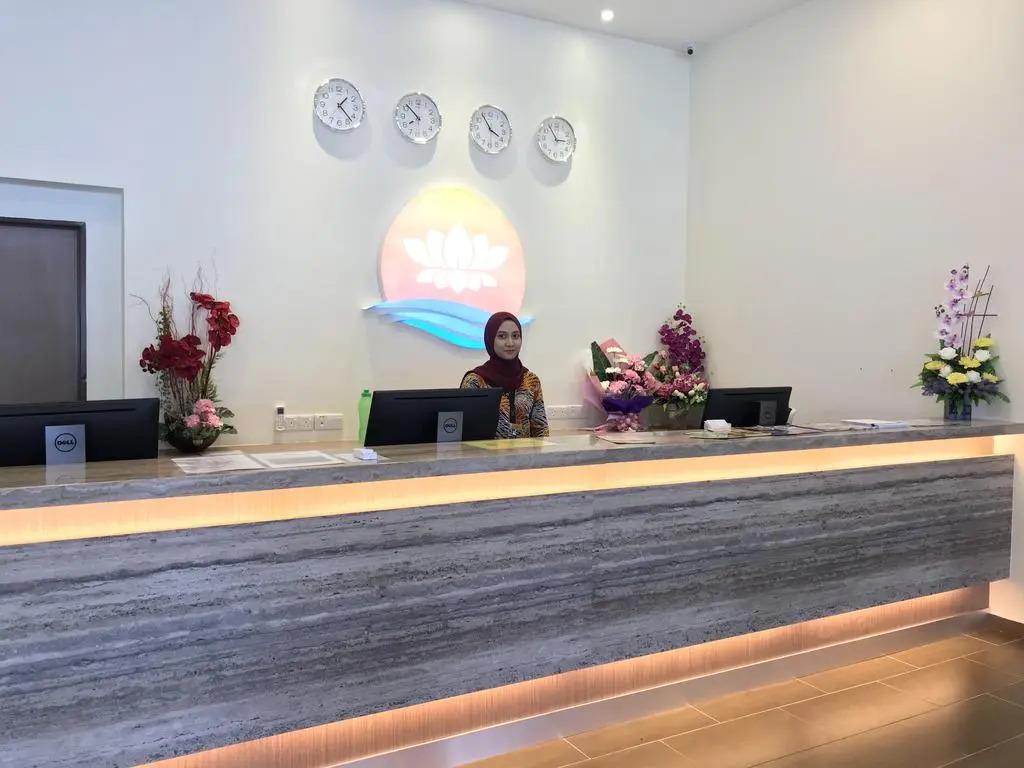 Lotus Seaview Beach Resort 3*