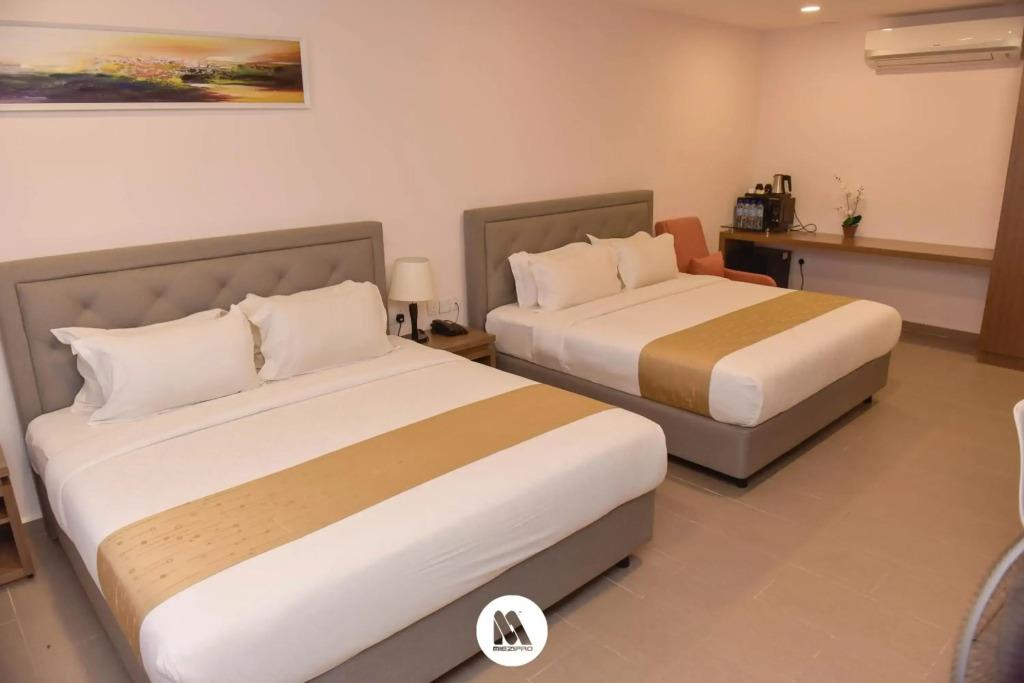 Lotus Seaview Beach Resort 3*