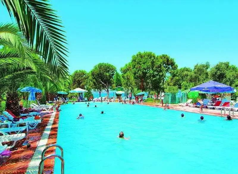 Mavi Holiday Village 3*