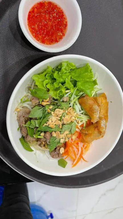 Sampan House 0*