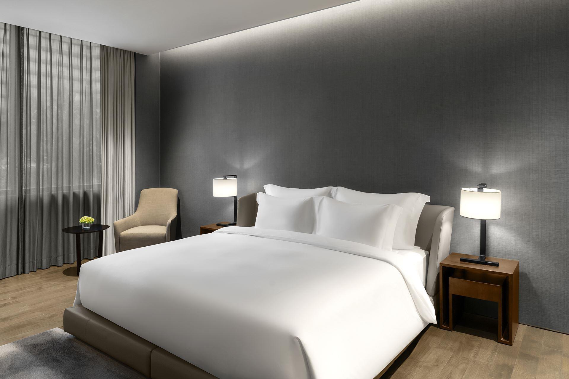 Shilla Monogram Danang 5*