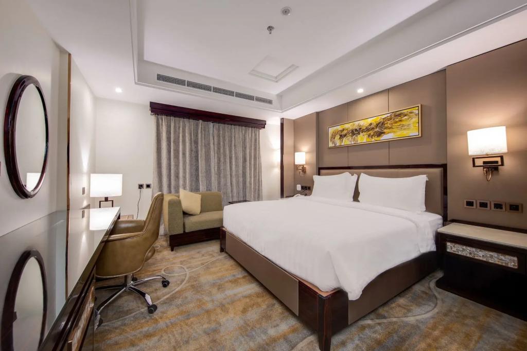 Al Ertiqaa Hotel 3*