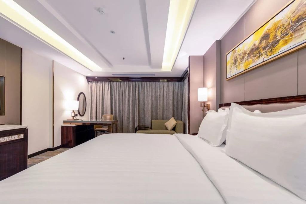 Al Ertiqaa Hotel 3*
