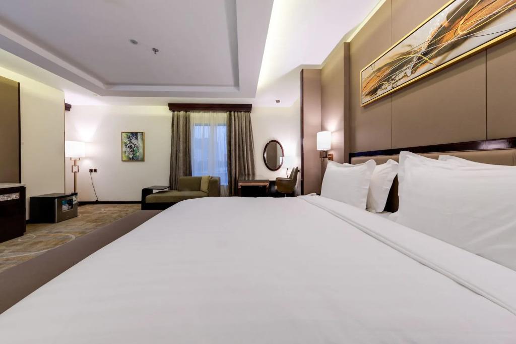 Al Ertiqaa Hotel 3*