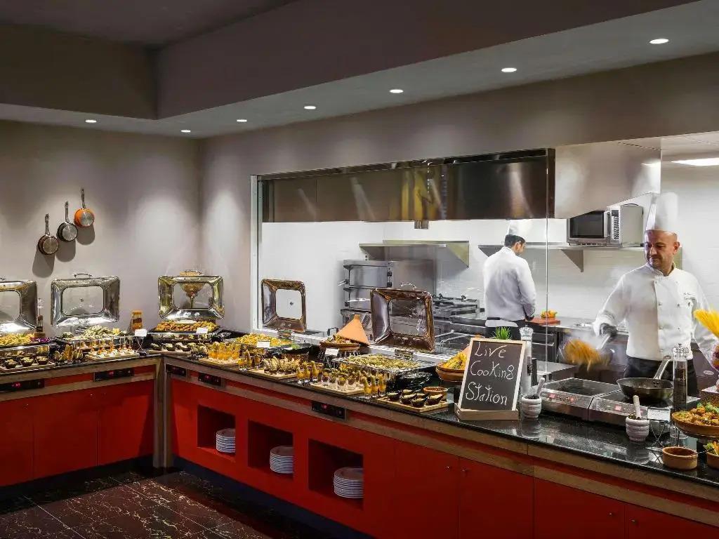 ibis Jeddah City Center 3*