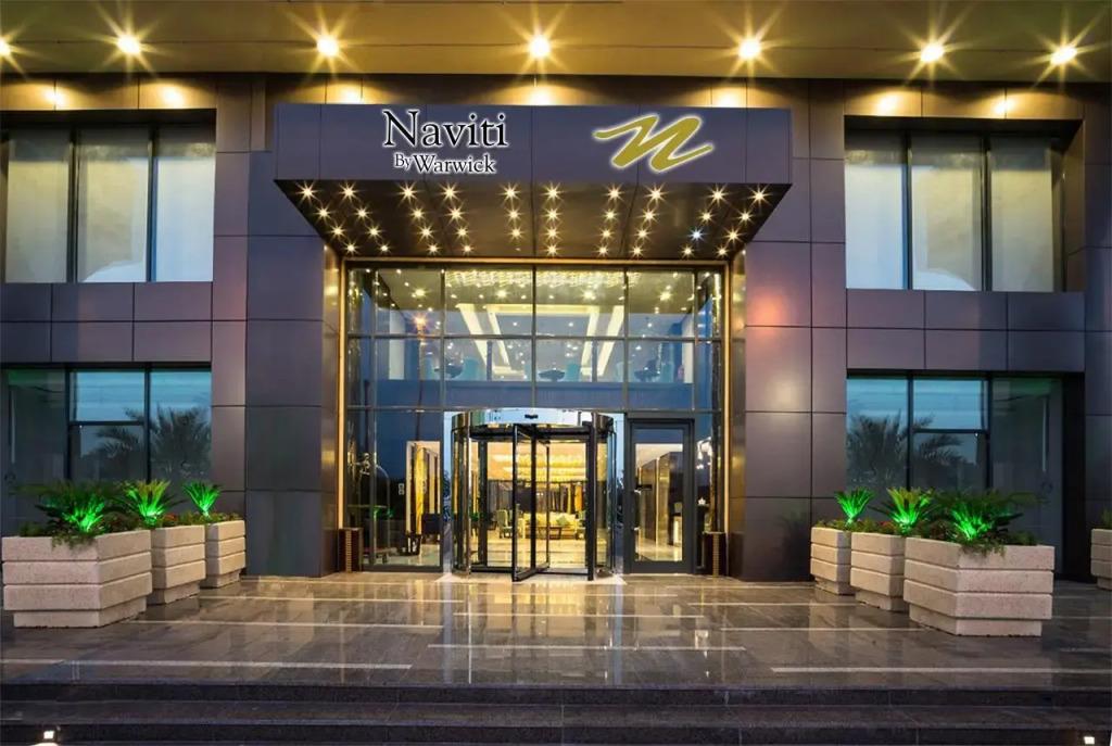Naviti Warwick Dammam 0*