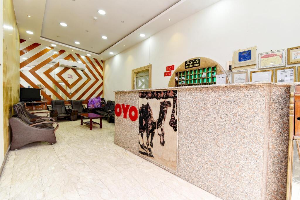 OYO 416 Bonais Hotel 2*
