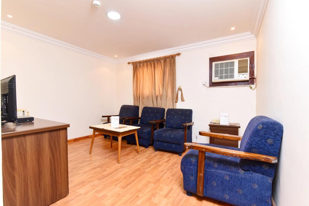 OYO 416 Bonais Hotel 2*